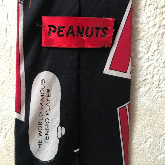 Host Pick 🎊🎉 Peanuts Original Vintage Snoopy Tie - Picture 2 of 7
